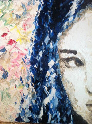 2012 Medio rostro de mujer